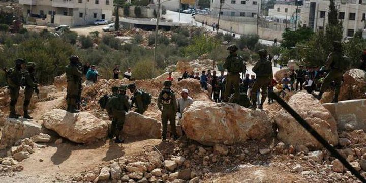 قوات الاحتلال تقمع مسيرة قلقس السلمية(صور)