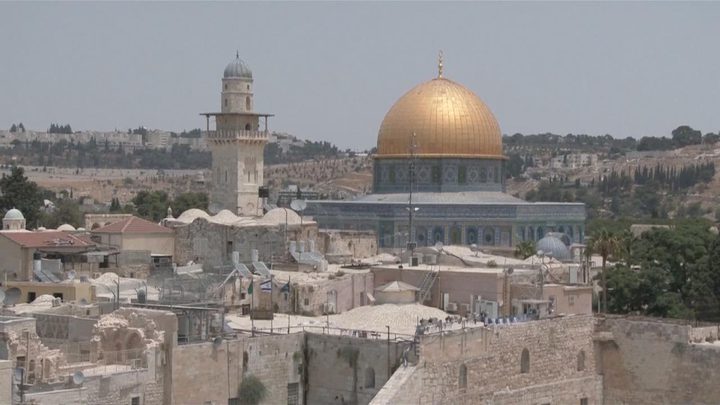 ابو ردينة: القدس مفتاح الحرب والسلام