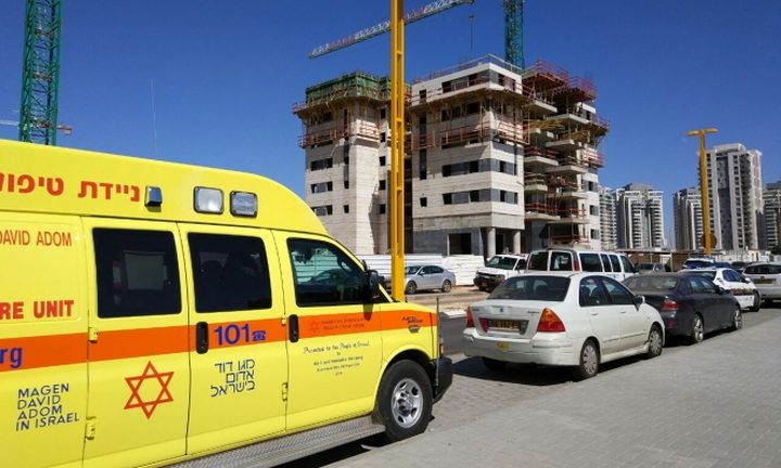 مصرع شاب جراء انهيار رافعة في أم الفحم