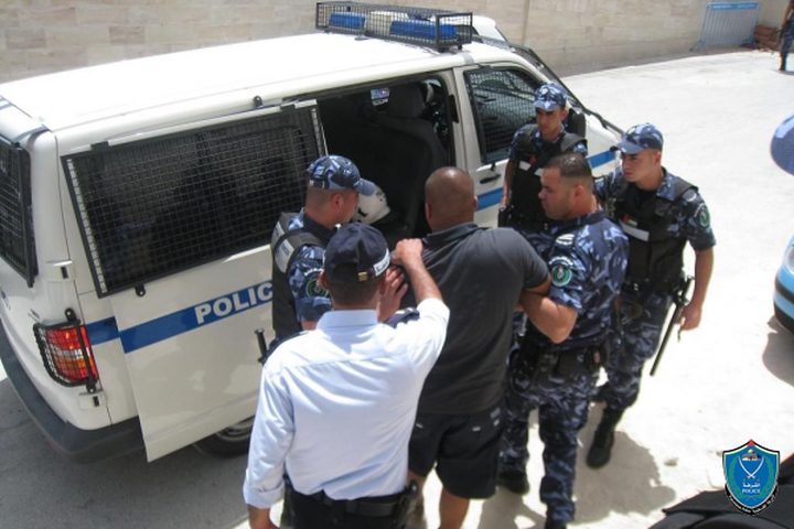 القبض على على ستة أشخاص بحوزتهم مواد مخدرة