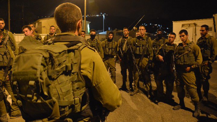 الاحتلال يعتقل 5 مواطنين بالضفة ويصادر أموالاً