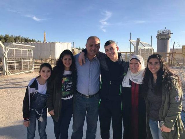 الاحتلال يفرج عن نجل الصحفي محمد اللحام