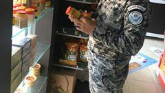 ضبط مواد تموينية منتهية الصلاحية (صور)