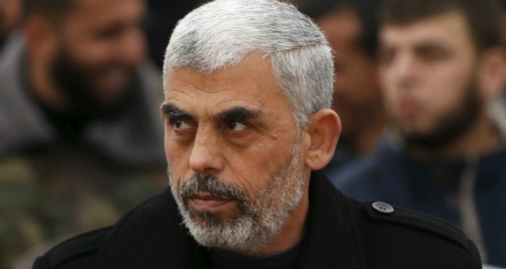 وفد حماس يصل غزة بعد يومين من جولات الحوار في القاهرة