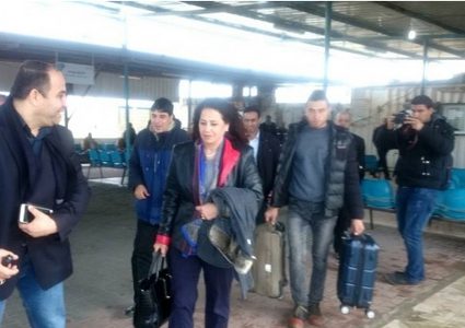 وفد من حكومة الوفاق يصل قطاع غزة