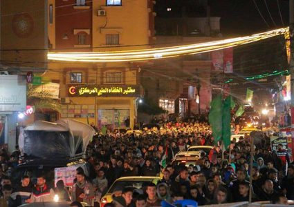 حماس خلال مسيرات في غزة.. قرار ترامب سيفتح أبواب جهنم على المصالحة الأمريكية في المنطقة