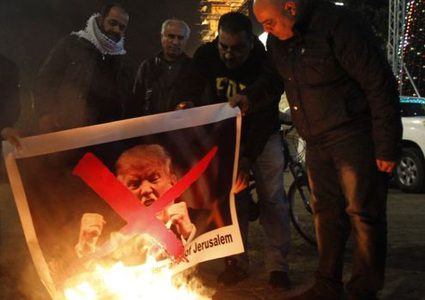 أحزاب عربية لـ"النجاح": قرار ترامب يشعل المنطقة