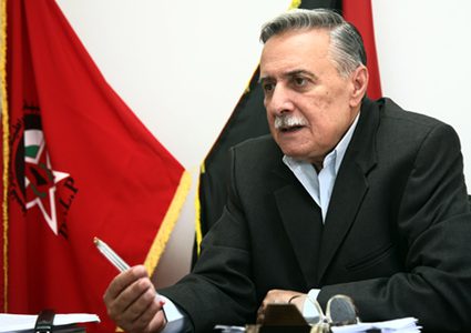 أبو ليلى لـ"النجاح": القيادة الفلسطينية ستعقد إجتماعها الأحد المقبل لبحث الخيارات جميعًا