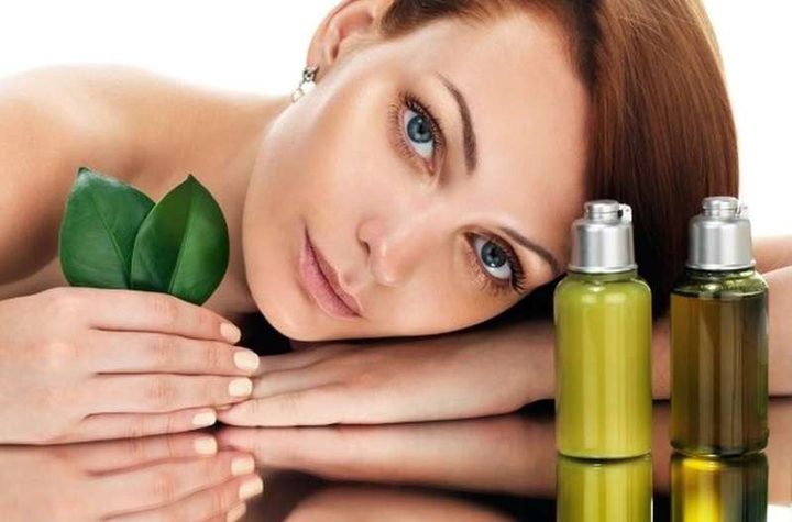 كريم طبيعي لفرد الشعر الجاف وجعله لامعًا وصحيًا