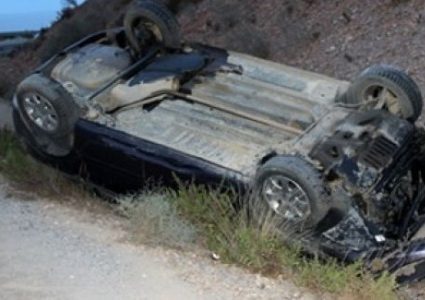 إصابة مواطن إثر انقلاب مركبته في نابلس