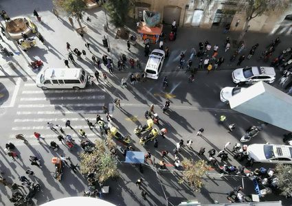 بالفيديو: إصابة جندي إسرائيلي بجراح خطيرة إثر عملية طعن