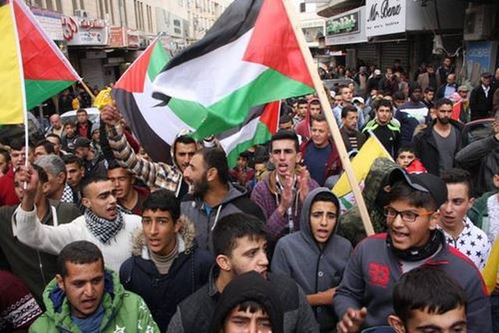 مسيرة في يعبد جنوب غرب جنين تنديداً بقرار ترامب