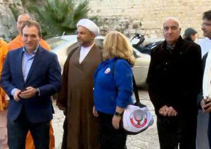 هل زيارة الوفد البحريني لإسرائيل بداية الشرارة للتطبيع العلني؟!