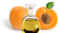 زيت المشمش .. منعم طبيعي للبشرة