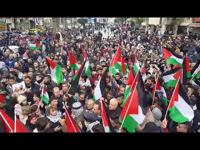 لليوم السابع.. مسيرة حاشدة في طولكرم