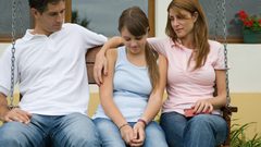 هكذا يصبح التعامل مع إبنكم المراهق سهلاً... تخلّوا عن هذه الأخطاء