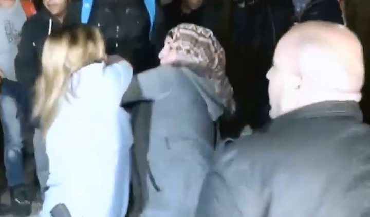 الاحتلال يعتقل المقدسية رأفة القواسمي التي اعتدت على مجندة في القدس