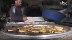 الأفران الشعبية في حي الزيتون - غزة (فيديو)