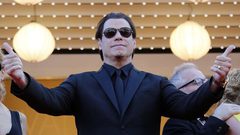 جون ترافولتا "شو" في الرياض