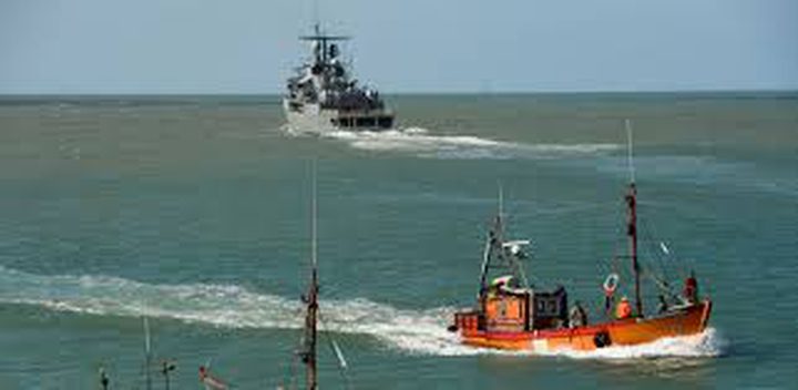 العثور على سفينة أثناء البحث عن غواصة مفقودة