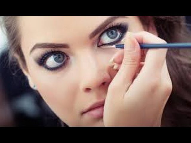هكذا تحصلين على عيون واسعة بالمكياج