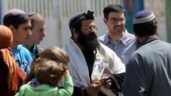 الاحتلال ومستوطنيه يقتحمون كفل حارس شمال سلفيت