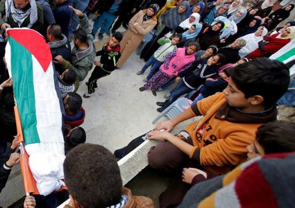 الكابينت يرفض قرار المحكمة العليا حول تسليم جثامين الشهداء