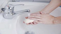 الطريقة الصحيحة لغسل اليدين