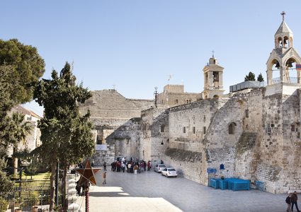 آخر الشهود..كنيسة المهد.. حاضرة الميلاد والحصار (صور)