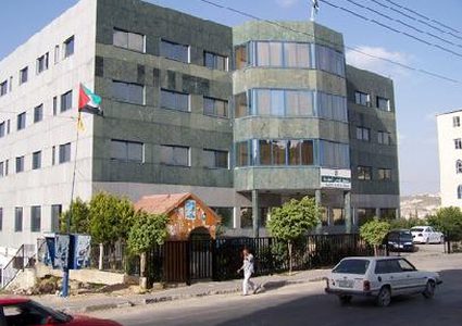 بالفيديو.. شبيبة فتح تطرد مدربين من مؤسسة أمريكية