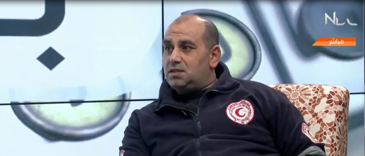 طواقم الإسعاف يتحدون الصعاب من أجل انقاذ الجرحى في المواجهات