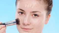 أخطاء مكياج تتسبب في ظهور حبّ الشباب