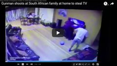 فيديو.. رب أسرة يضحي بحياته لإنقاذ زوجته وابنته من سطو مسلح