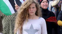 محامي مبارك يطلب الدفاع عن الطفلة عهد التميمي