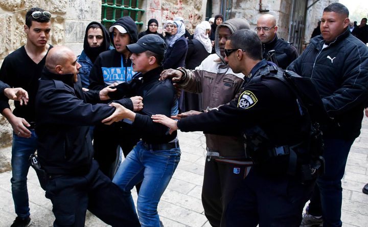الاحتلال يشن حملة اعتقالات في القدس