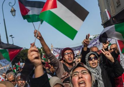 لماذا تدعم بعض الدول العربية قرارنا السياسي وتتجاهل حقوق اللاجئين على أراضيها؟