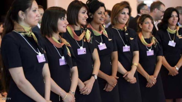 مظهر مضيفات "مصر للطيران" يفجر أزمة بين برلمانية والنقابة