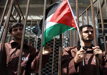 أسرى رهن الإهمال الطبي ...إلى متى يستمر هذا الاستهتار؟