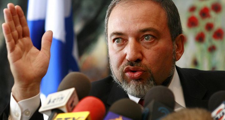 ليبرمان يهدد برد قوي اذا اندلعت حرب مع لبنان