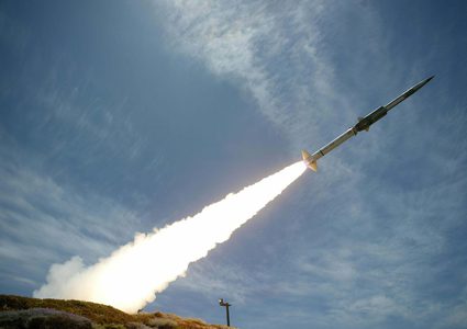 الاحتلال يزعم اعتراض 3 صورايخ اطلقت من غزة(محدث)