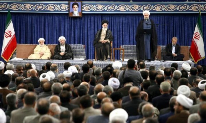 تظاهرات داعمة للنظام الإيراني بعد يومين من احتجاجات ضده
