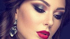 ماكياج عصري يبرز جمالك