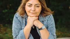 رشا عمران: كتبتُ عزلتي الشعرية وعزلة النساء الخمسينيات