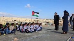 الاحتلال يهدد بهدم مدرسة "أبو النوار" في بادية القدس