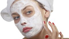 طرق طبيعية لشد الوجه وتنحيفه