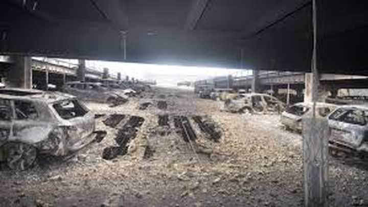 حريق يلتهم 1400 سيارة في مرآب في ليفربول