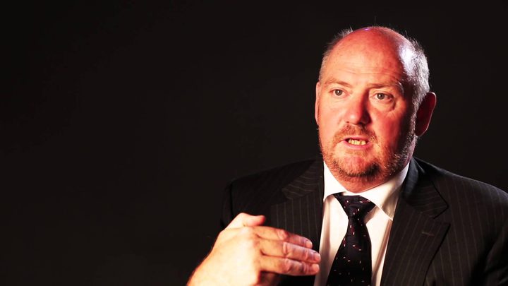 ملياردير يلقى حتفه قبل نهاية السنة بساعات