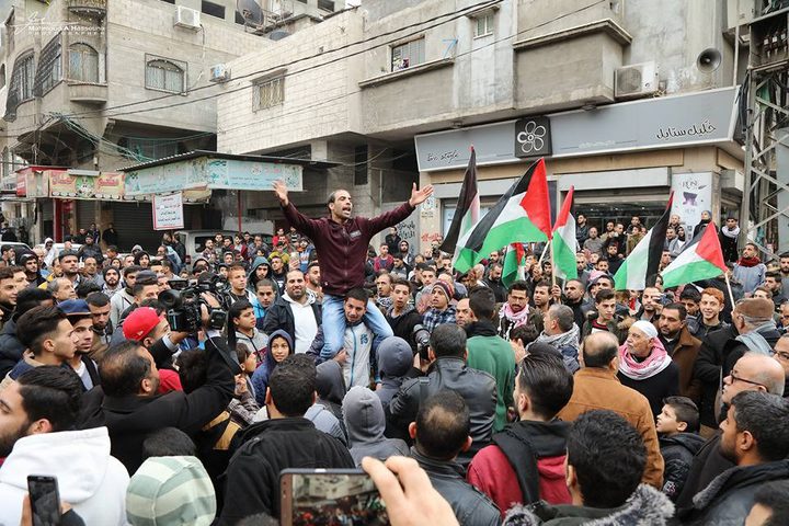 بالصور: غزة تنتفض من أجل تحقيق المصالحة وإنهاء الإنقسام