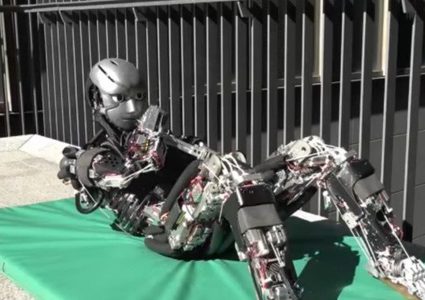 علماء يبنون روبوت يتعرق تماماً مثل البشر