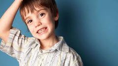 العلماء يحددون أسباب" لا مبالاة" الصبيان